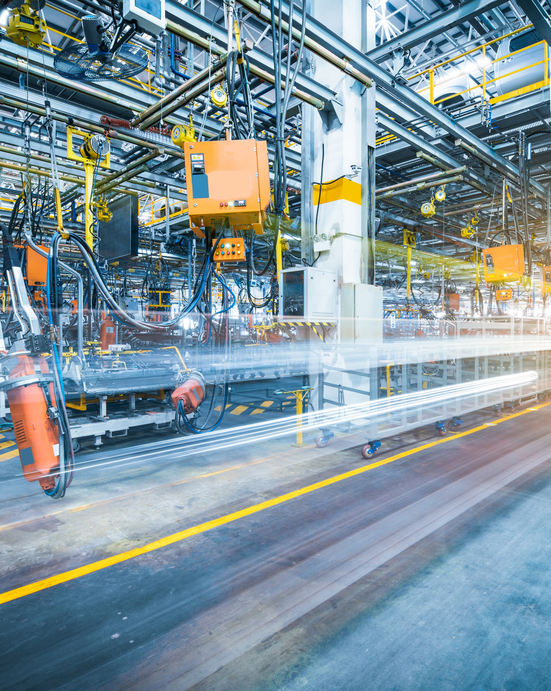 robots welding in a car factory PPR_Manufacturing